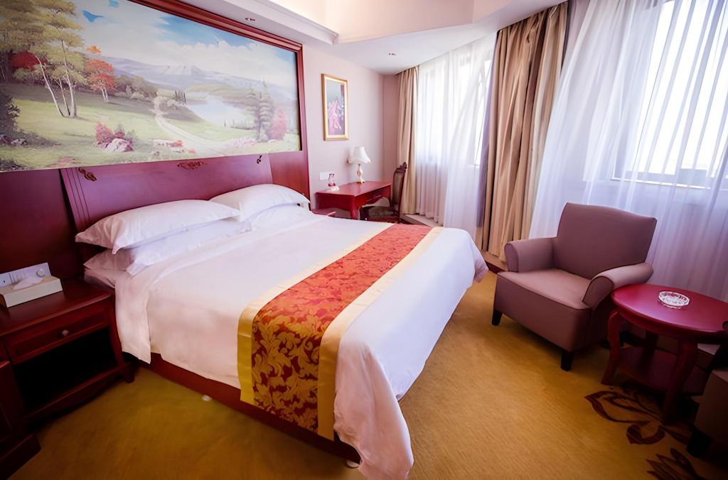 Фото Vienna International Hotel Shanghai Fengxian Nanqiao