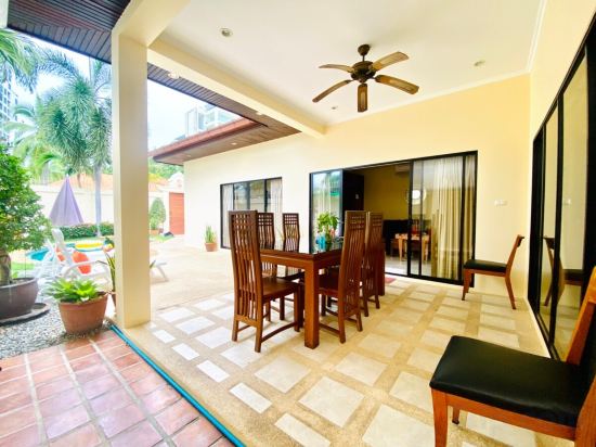Фото The View Cosy Beach by Pattaya Sunny Rentals