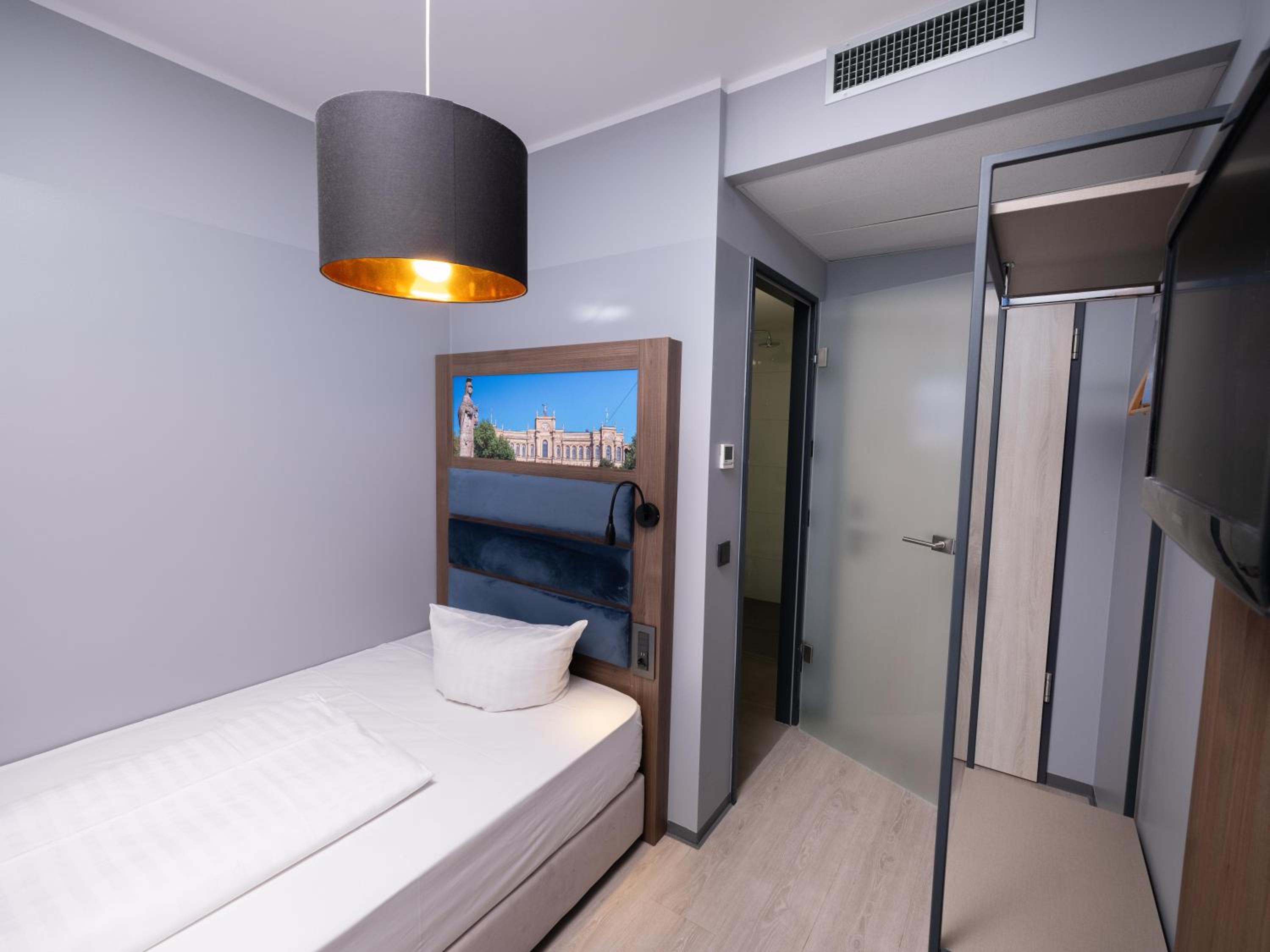 Фото Smart Stay Hotel Station