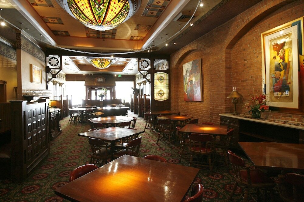 Фото Historic Strater Hotel