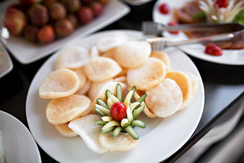 Фото Golden Moon Suite Hotel