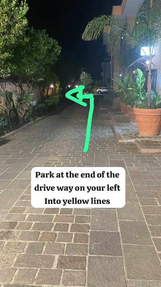 Фото Euro House Inn Airport Hotel & Residence