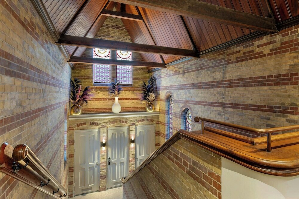 Фото The College Hotel