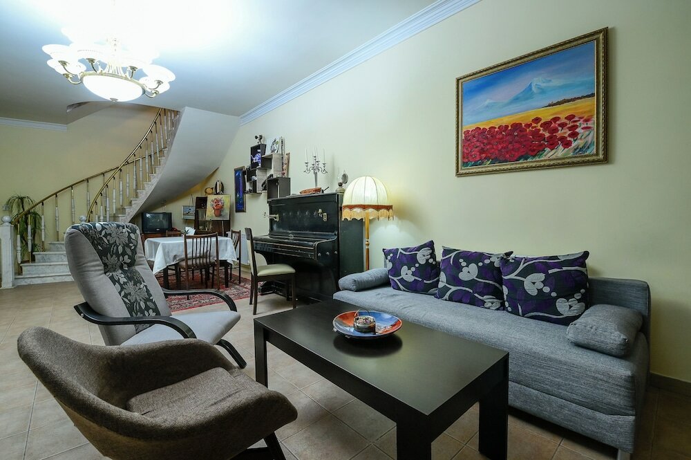 Фото Миа Каса