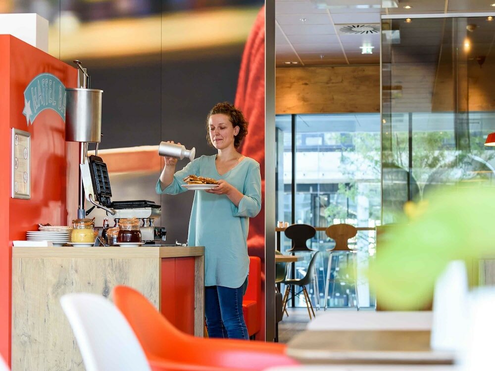 Фото Ibis Wien Hauptbahnhof