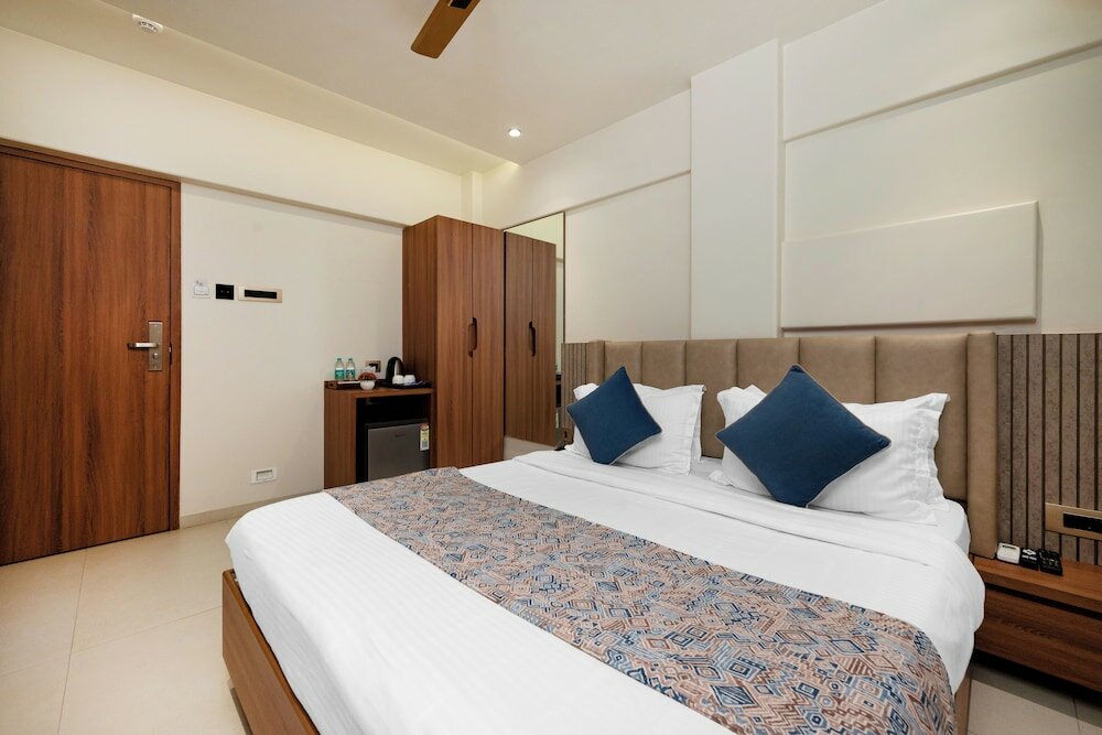 Фото Hotel Kalpana Palace