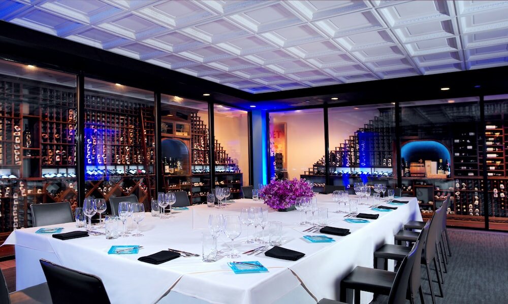 Фото Riverside Hotel