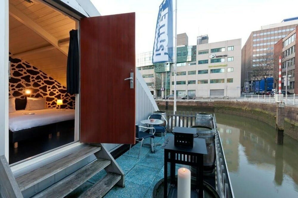 Фото H2otel