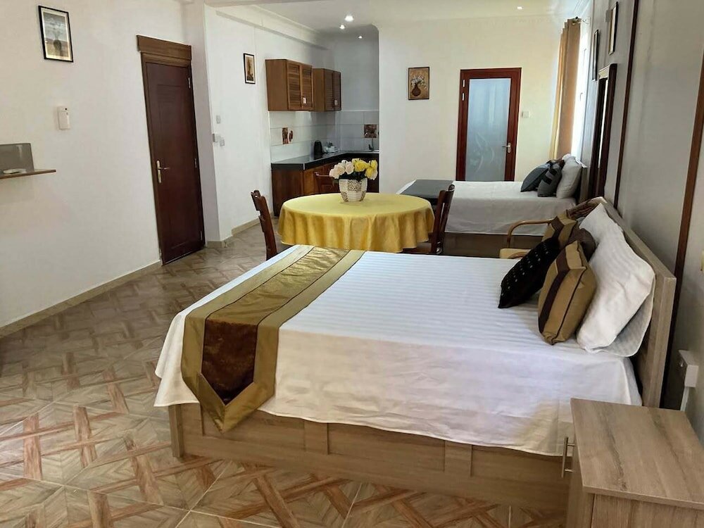 Фото Mahe Holiday Resort