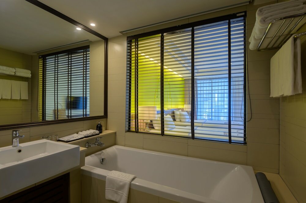 Фото Bay Beach Resort Jomtien