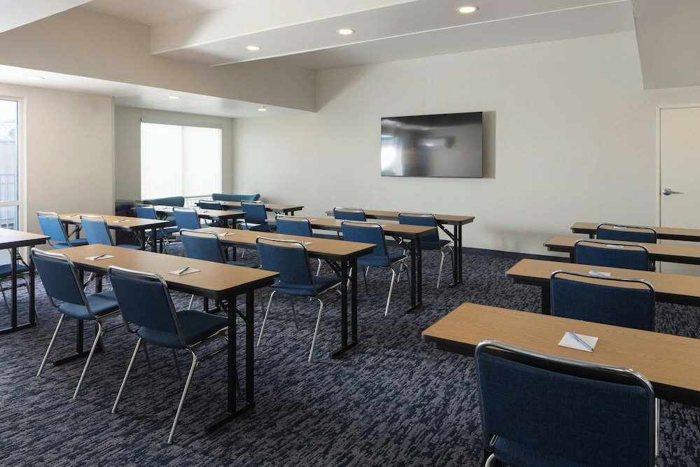 Фото Fairfield Inn & Suites by Marriott Fort Wayne