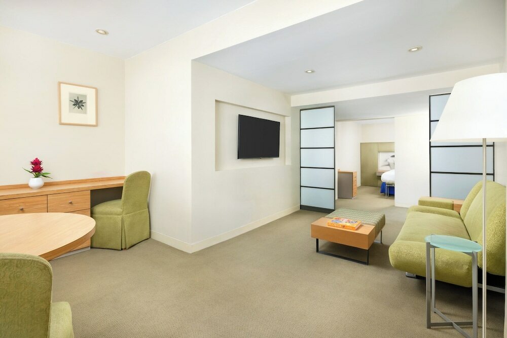 Фото The Shoreham Hotel