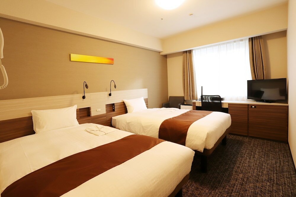 Фото Smile Hotel Premium Osaka Hommachi