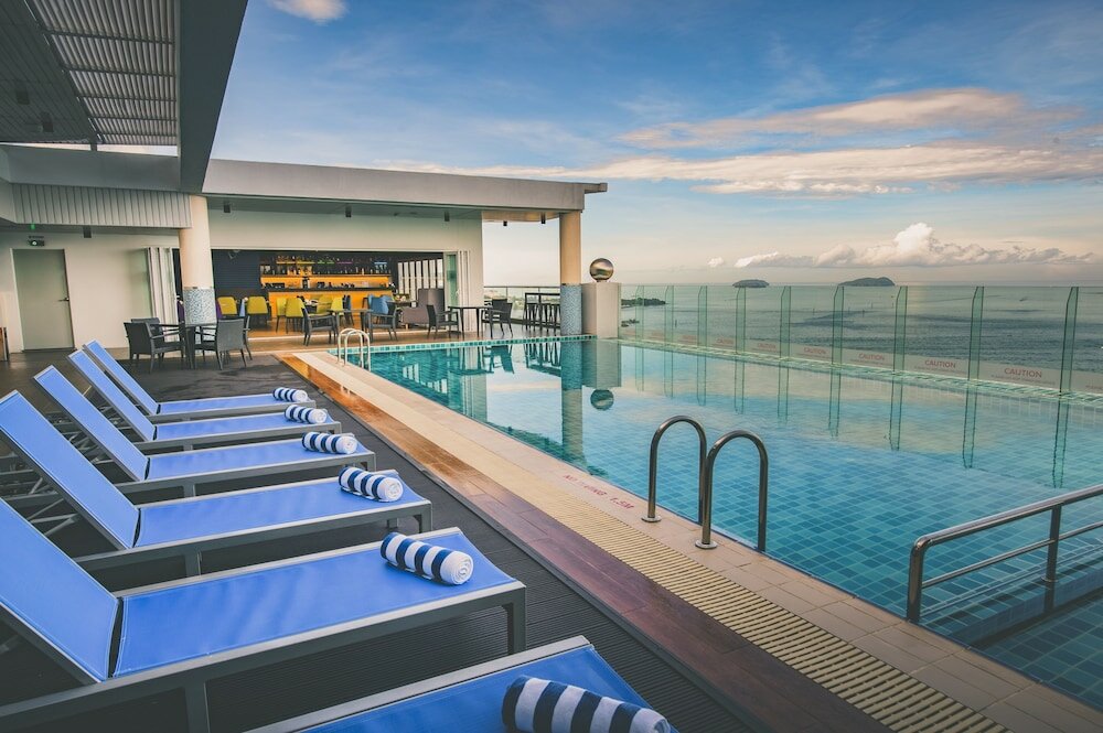 Фото Mercure Kota Kinabalu City Centre