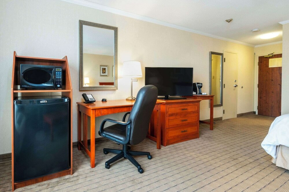Фото Allure Hotel & Conference Centre, Ascend Hotel Collection