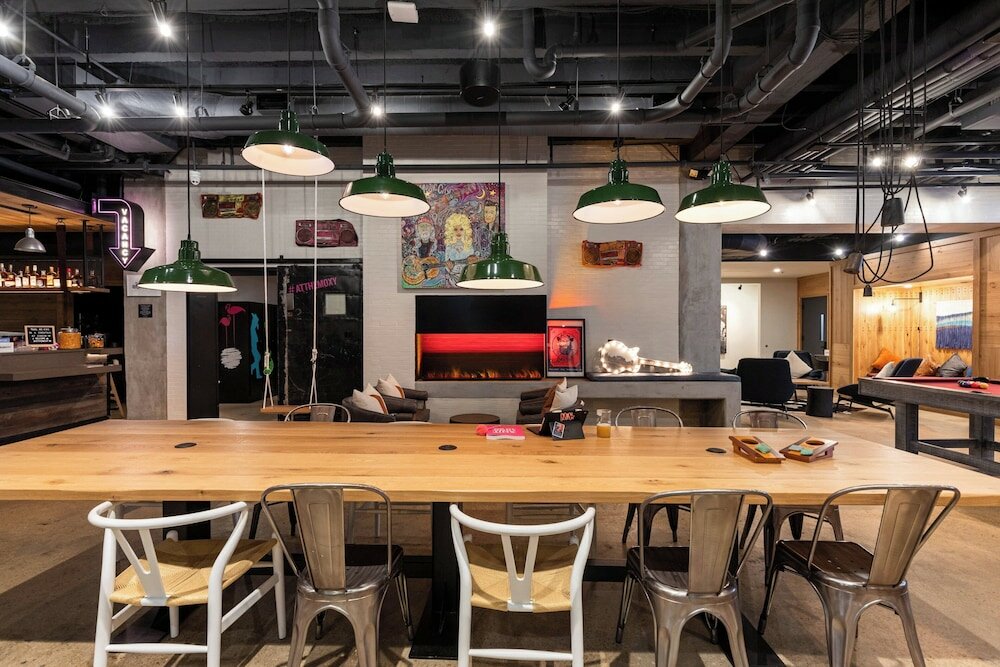 Фото Moxy Nashville Downtown