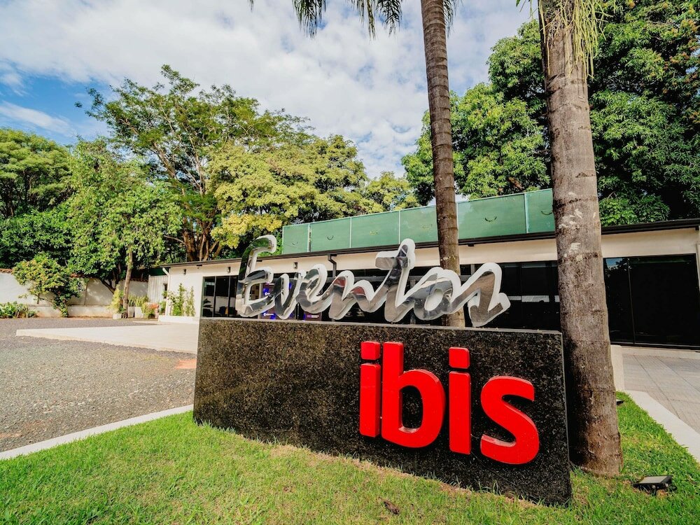 Фото Ibis Asuncion