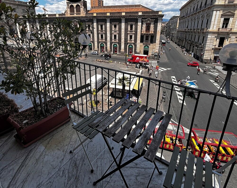 Фото B&b Stesicoro InHabit- Guesthouse City Center