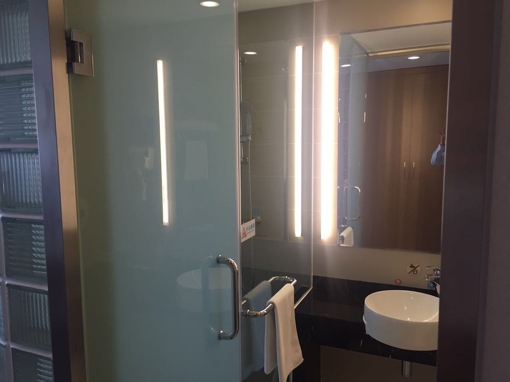 Фото Holiday Inn Express Ordos Dongshen, an Ihg Hotel