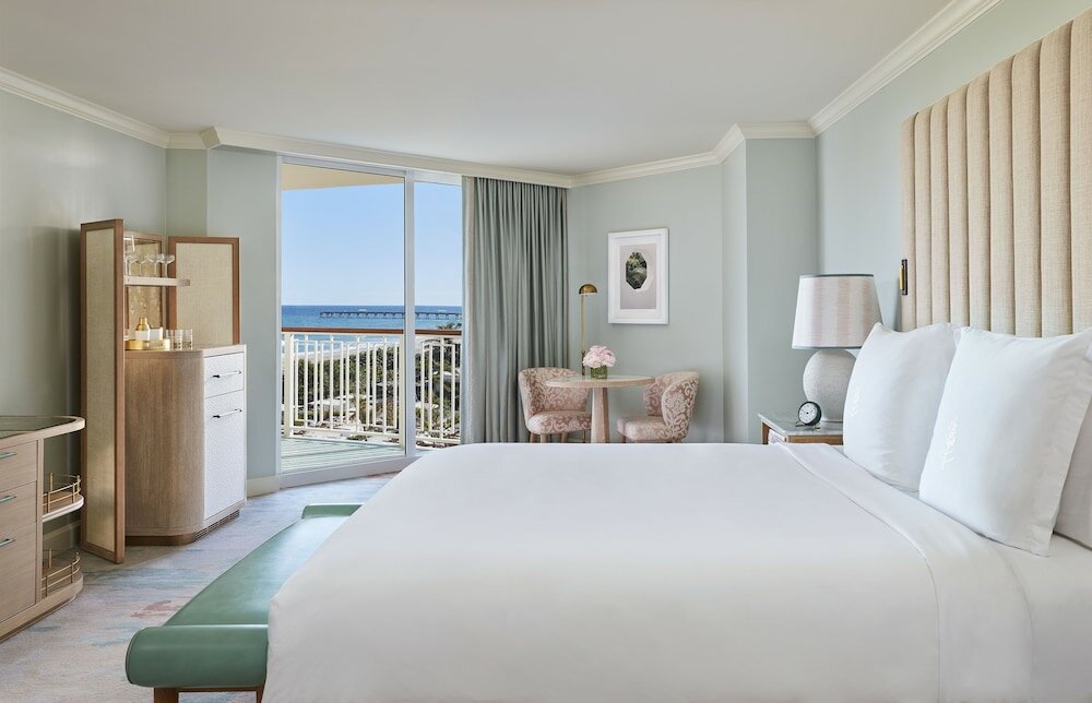 Фото Four Seasons Resort Palm Beach