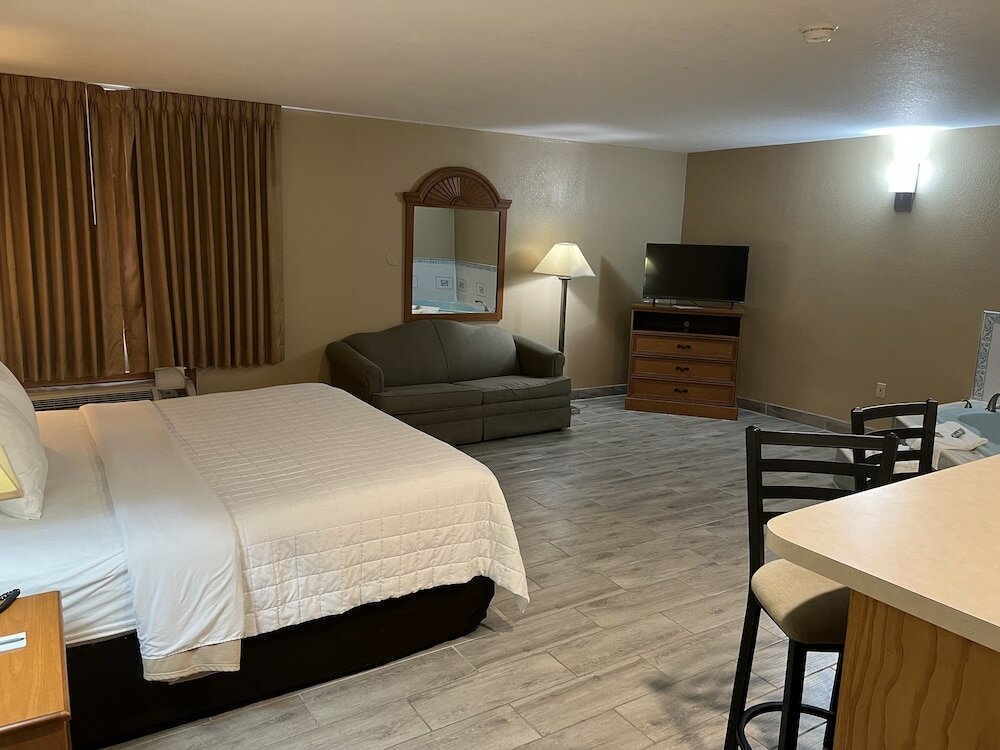 Фото Americas Best Value Inn Pharr