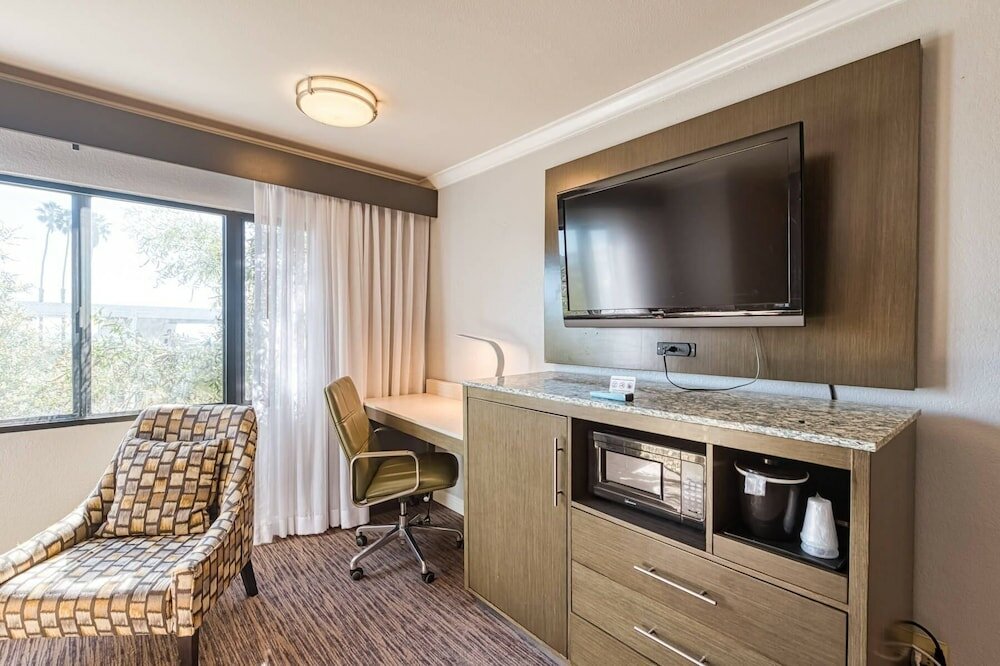 Фото Amanzi Hotel, Ascend Hotel Collection