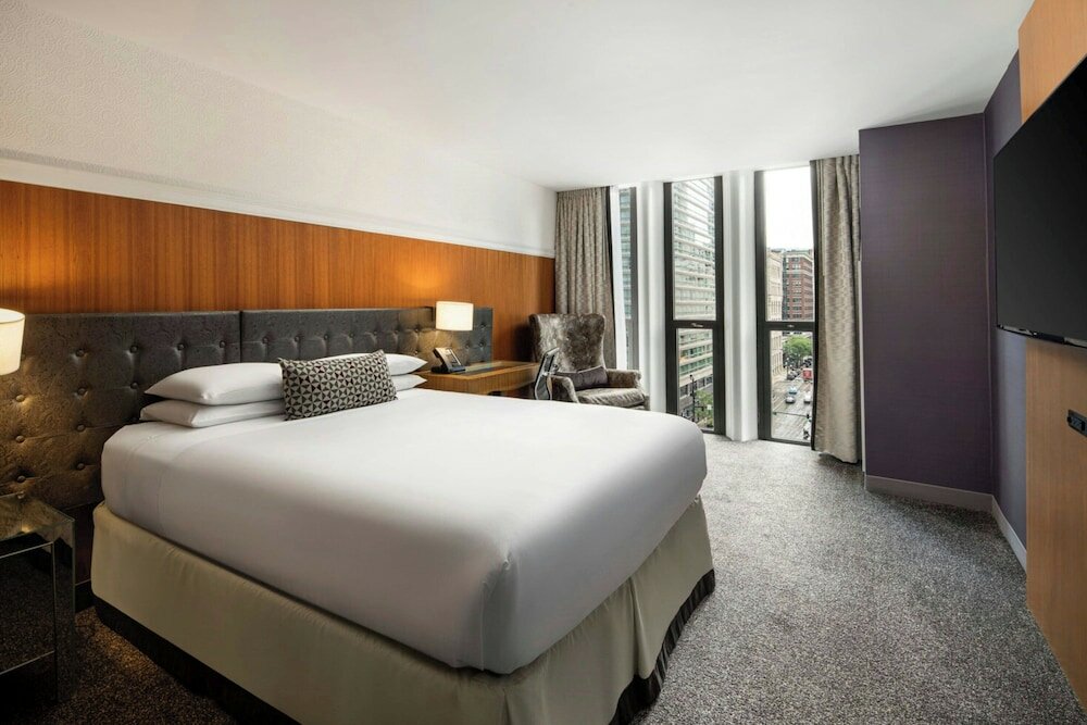 Фото Hotel Chicago Downtown, Autograph Collection by Marriott