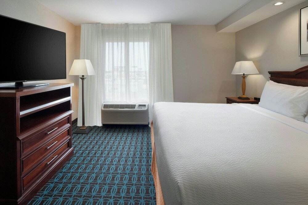 Фото Fairfield Inn & Suites by Marriott Waco North