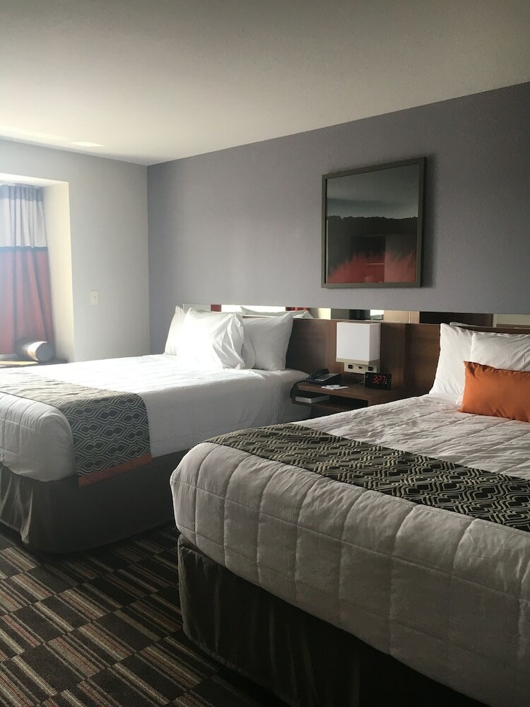 Фото Microtel Inn & Suites by Wyndham Niagara Falls