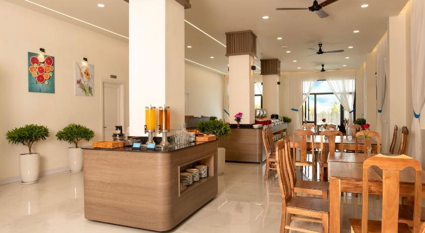 Фото Gold Beach Hotel