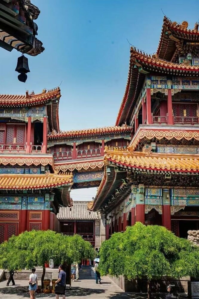 Фото Nostalgia Hotel Beijing Yonghe Lama Temple