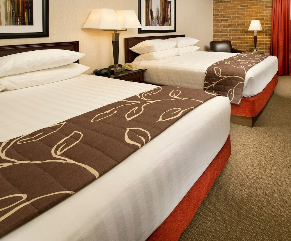 Фото Hotel Lotus Kansas City Merriam