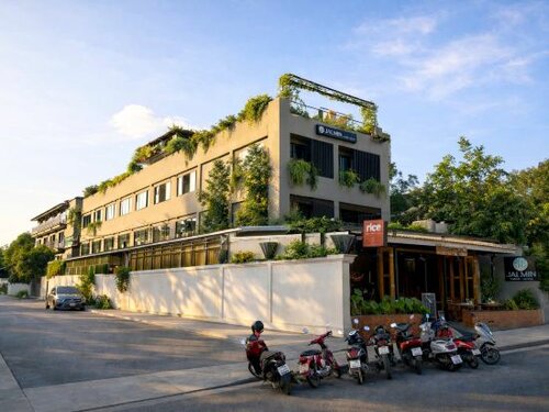 Jalmin Samui Hotel