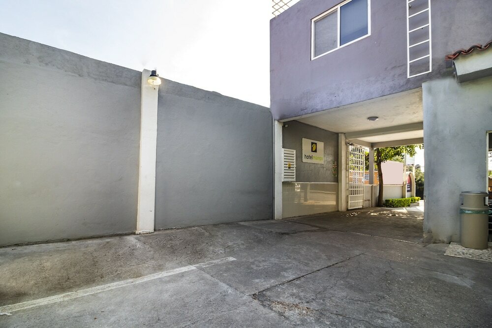 Фото Collection O Hotel Mango, Six Flags Hurricane Harbor Oaxtepec