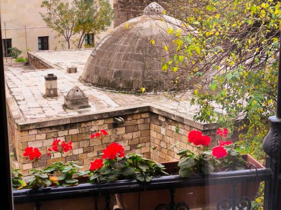 Фото Royal Antique Boutique Hotel