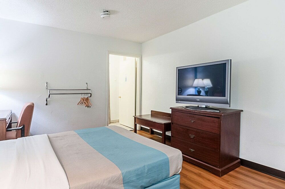 Фото Motel 6 Southgate, Mi - Detroit