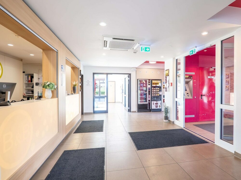 Фото B&b Hotel Karlsruhe