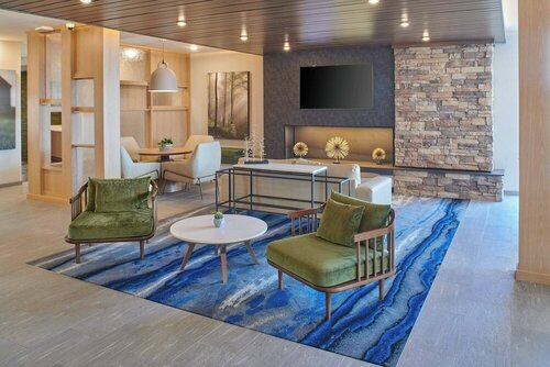 Гостиница Fairfield Inn & Suites by Marriott Louisville Jeffersonville в Кларксвилле