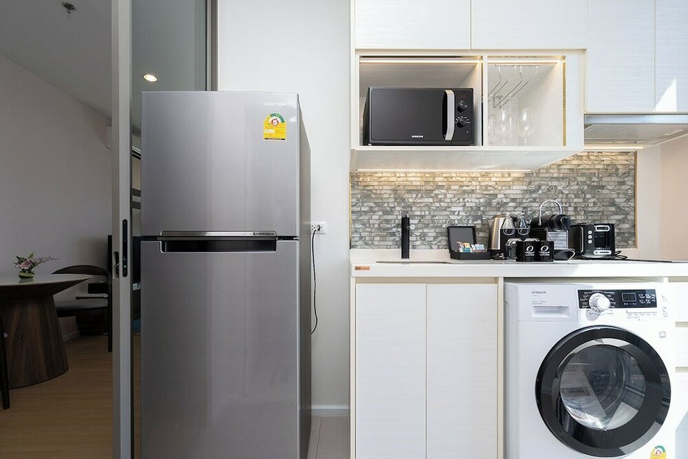 Фото Oakwood Suites Tiwanon Bangkok