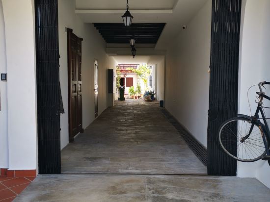 Фото Mclane Boutique Hotel