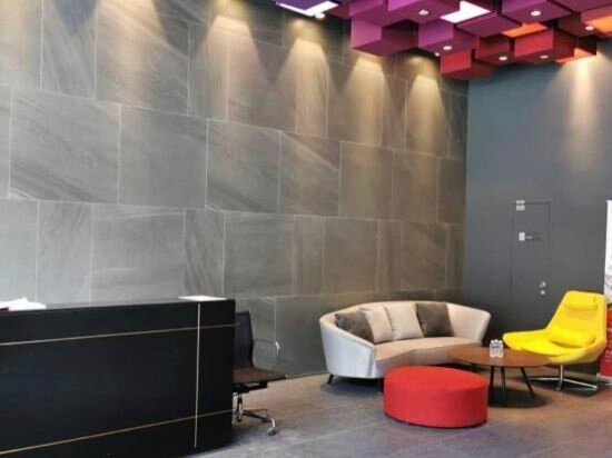 Фото BrightonHome at Revo Aurora Place Bukit Jalil