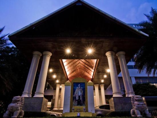 Фото отеля 2