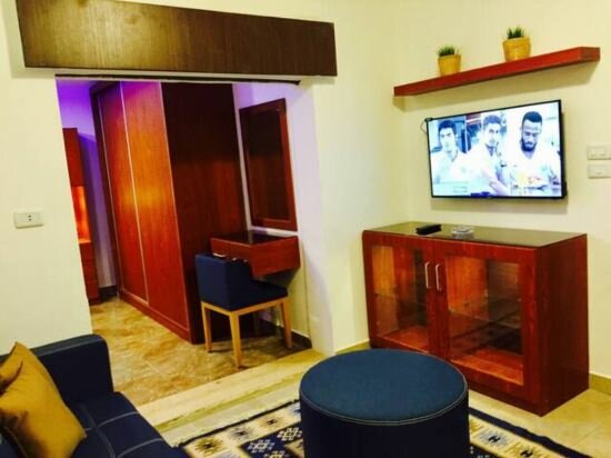 Hotel The Royal Luxury Lion Patio, Amman, photo