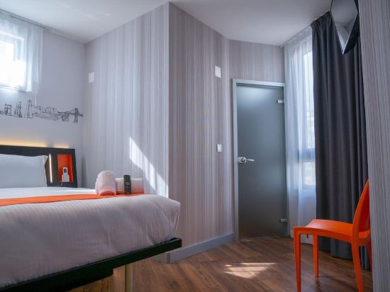 Фото EasyHotel Lisbon