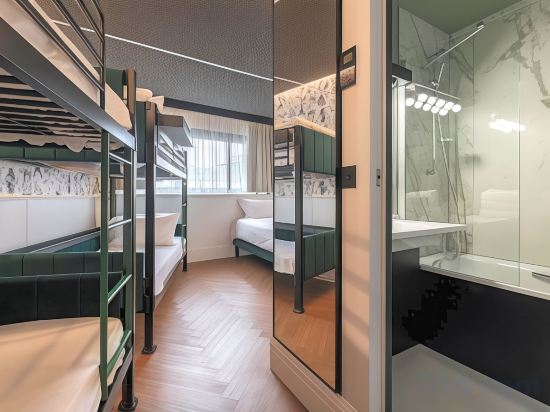 Фото The ReMIX Hotel