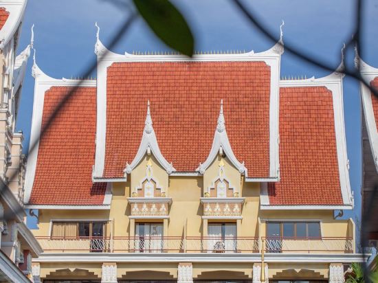 Фото Ayodhaya Palace Beach Resort Krabi