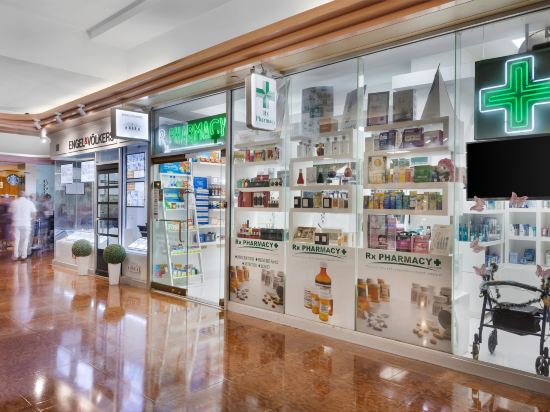 Фото High-rise Comfort With Balcony and Pool