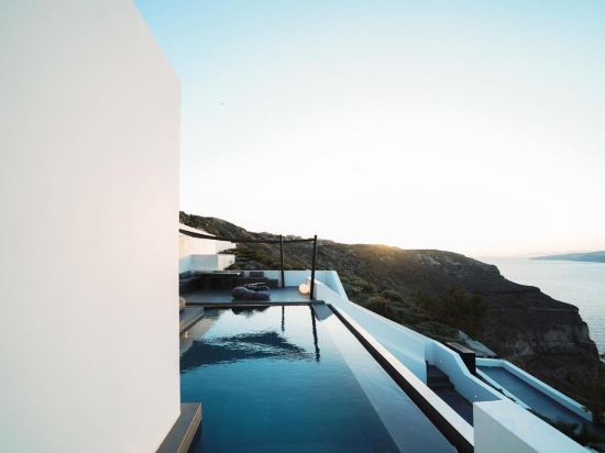 Фото Santonero - The Philoxenia Project