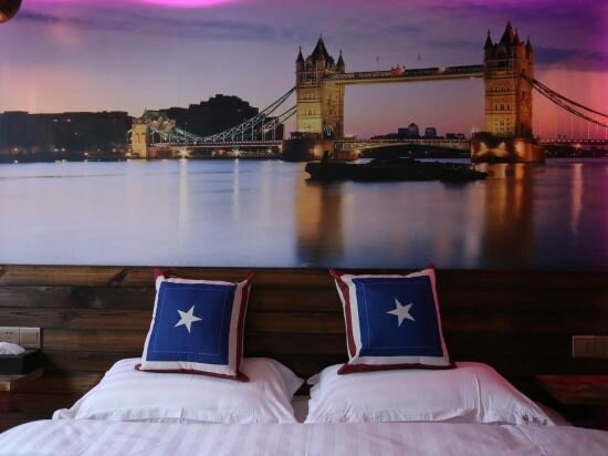 Hotel Wiseman Travel Theme Hotel, Chongqing, photo