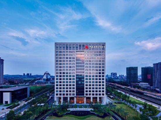 Фото 40375857002